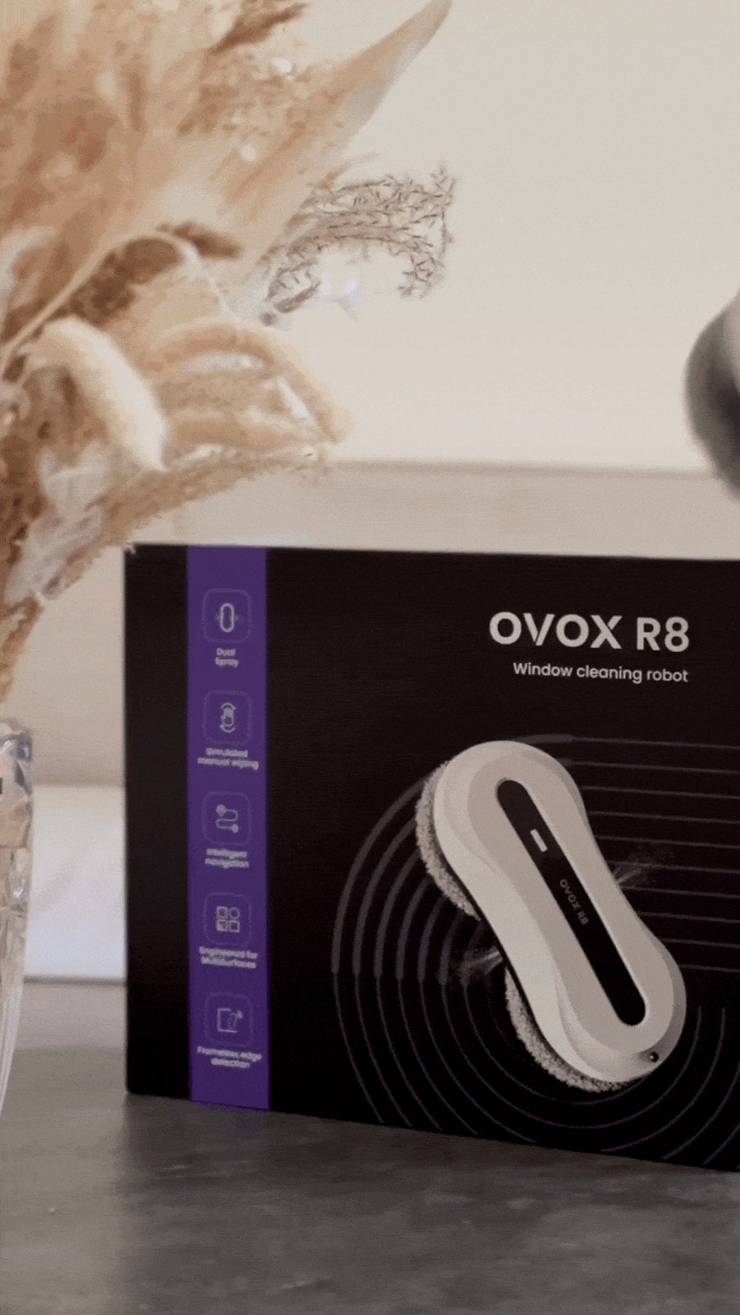 OVOX-R8-GIFs_10_Vertical-2.gif
