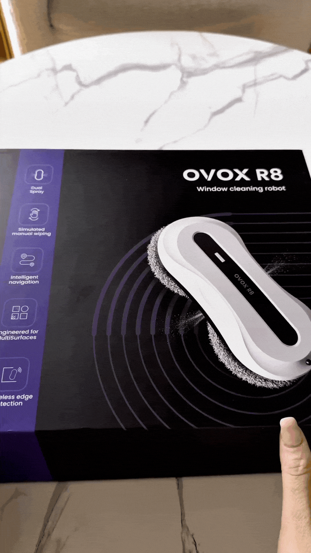 OVOX-R8-GIFs_7_Vertical-1.gif