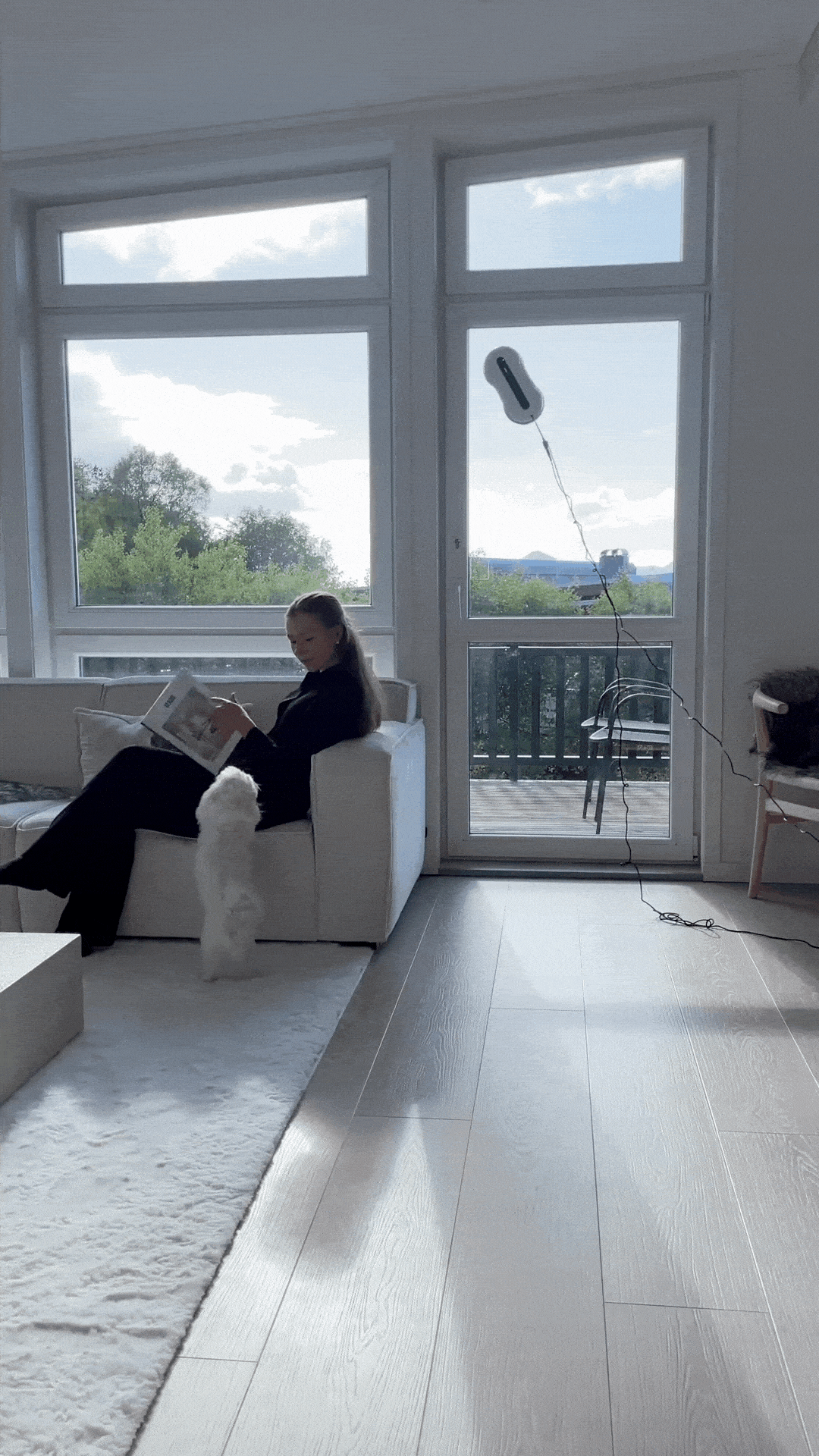 OVOX-R8-GIFs_Vertical-2-min.gif